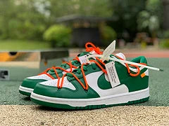 Pine Green low sneakers