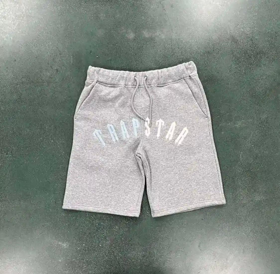 Arch Chenile shorts and tee - Grey Ice