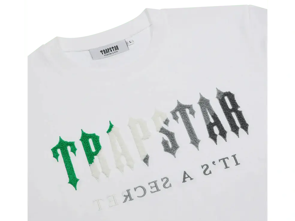 Trapstar Outfit - White and Green
