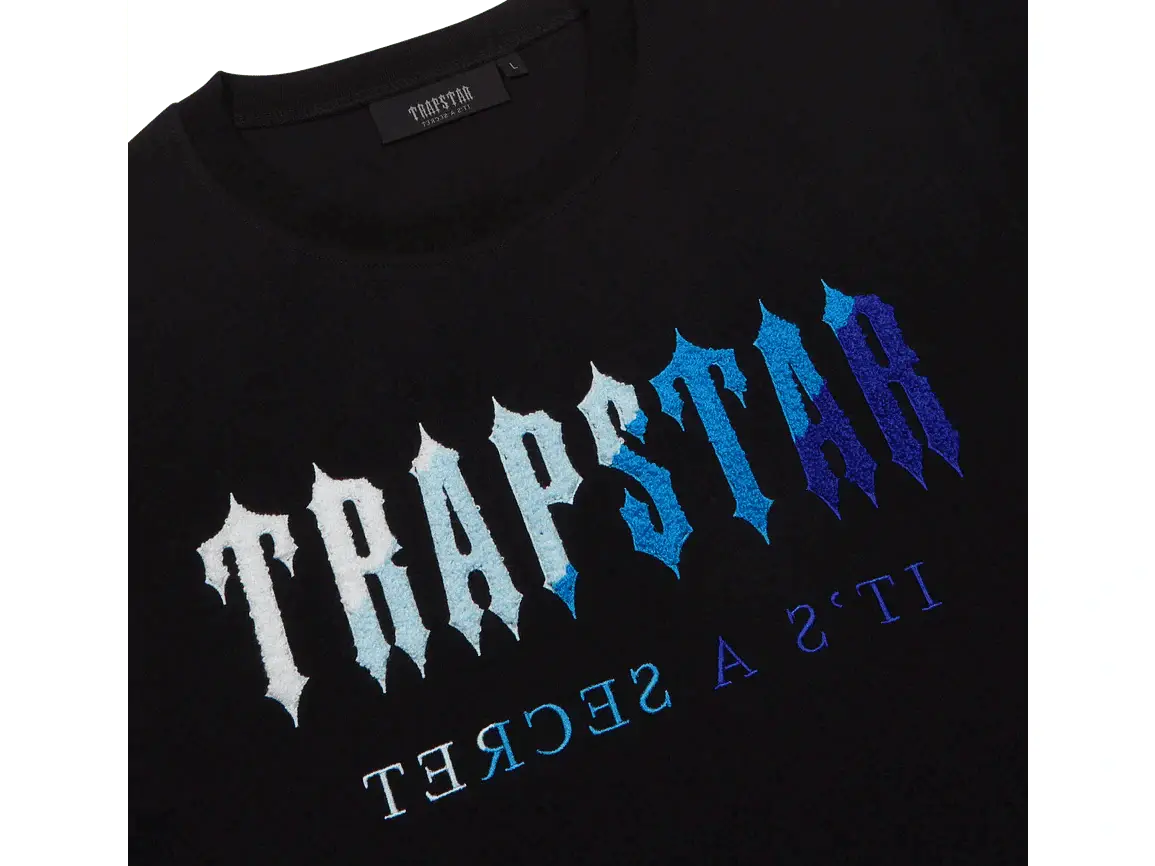 Trapstar Outfit - Black and Blue